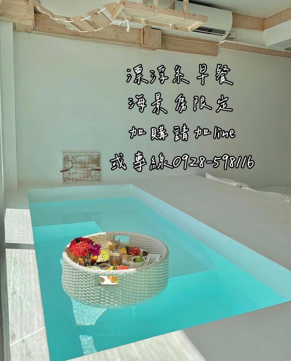 White&Light B&B Vacation rental in Hengchun Township