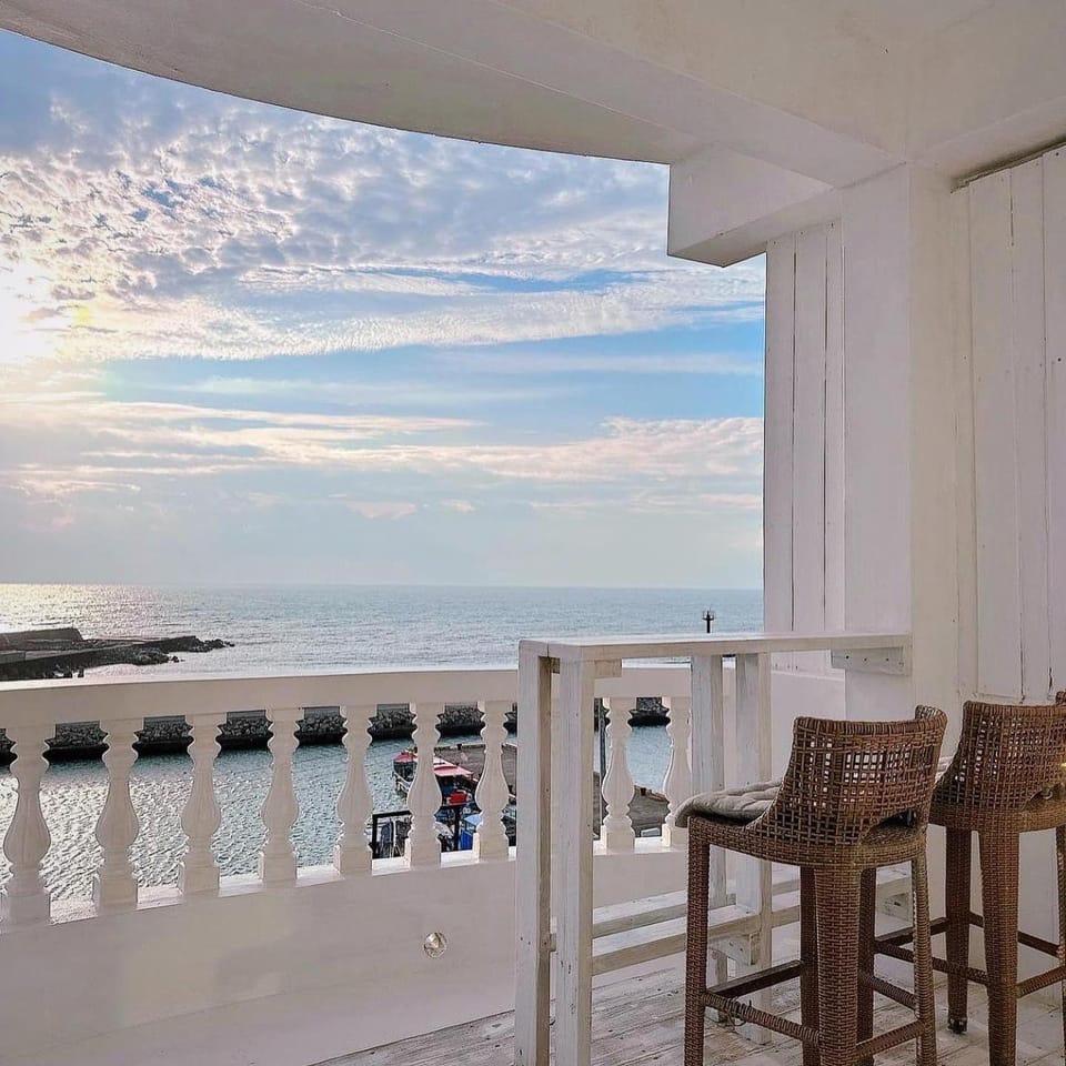 White&Light B&B Vacation rental in Hengchun Township