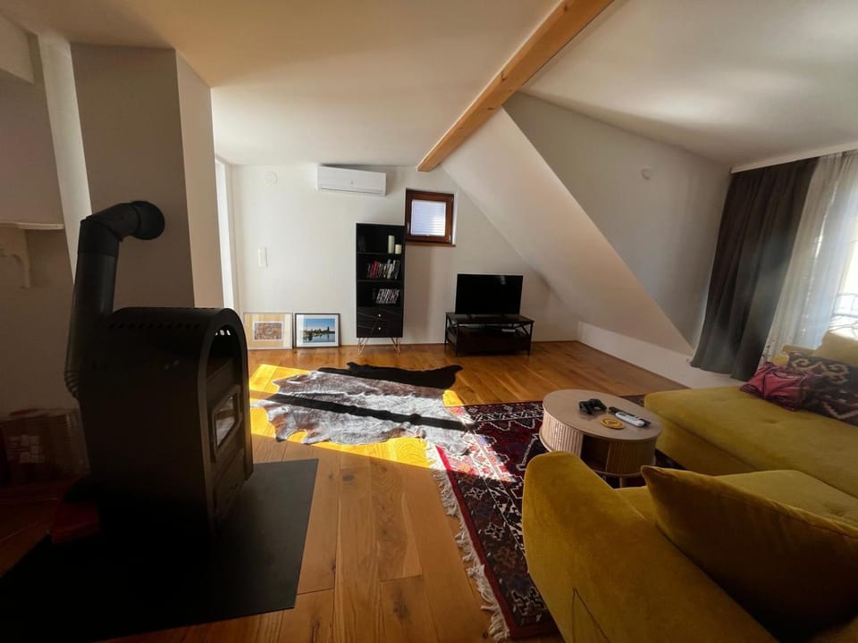 TV and multimedia, Living room