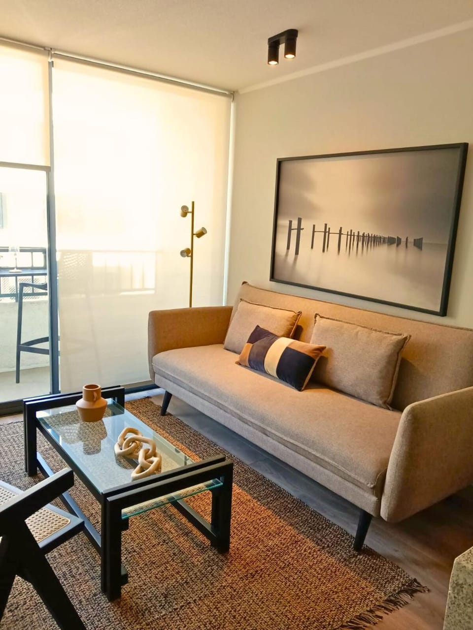 Bed, Living room