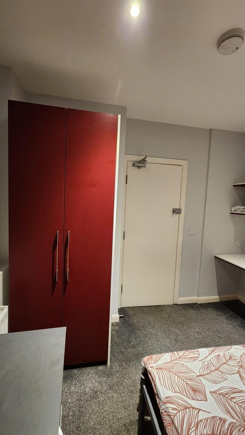 3 Bed home - Central Location - Ideal long stay Apartment in Middlesbrough