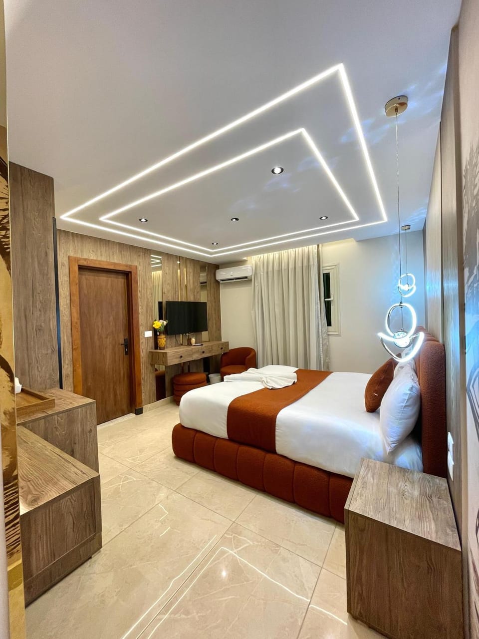 Bed, TV and multimedia, Photo of the whole room, Bedroom, City view, wardrobe