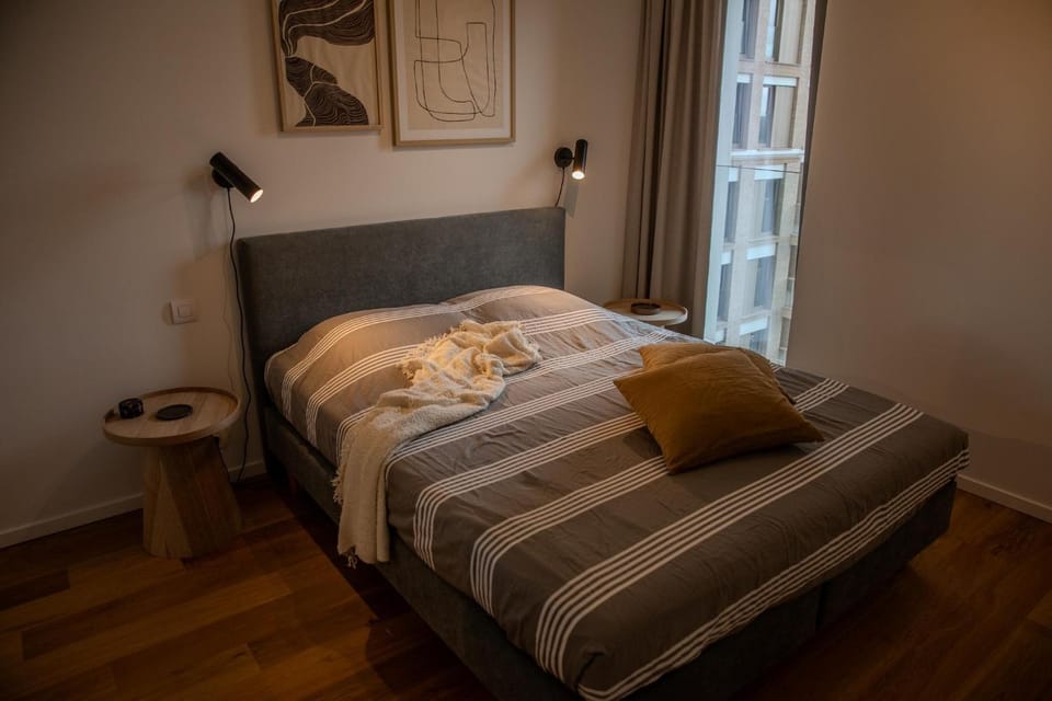 OSEA - Bright Seaside Apartment with Balcony House in Ostend