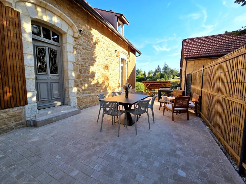 Patio, Patio, BBQ facilities, BBQ facilities, Dining area