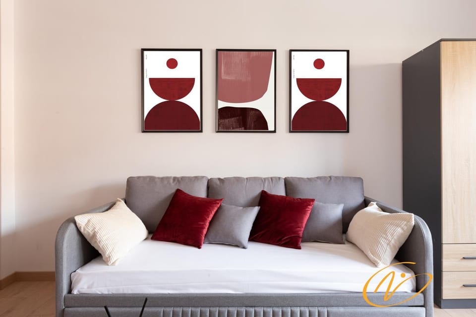 Photo of the whole room, Decorative detail, Bedroom
