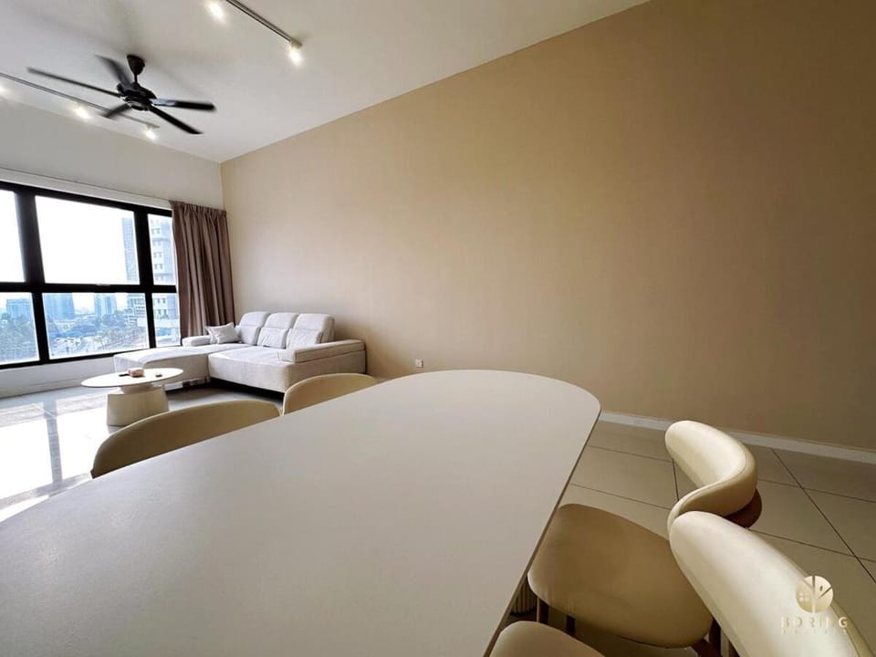 NEW Le Pavilion Puchong 8-10pax 3R2B Apartment in Selangor, Malaysia