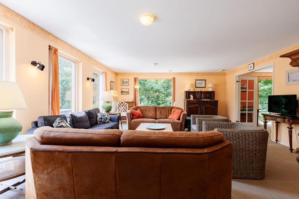 Vrijvakantiehuis Jhr de Casembrootplein 33 House in Domburg