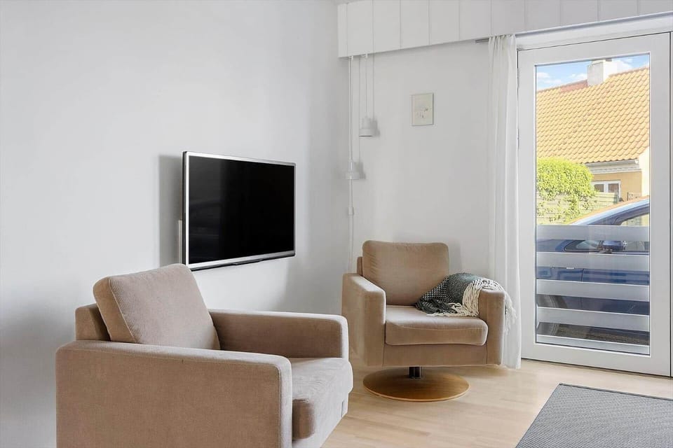 5640-Gudhjem-Kirkevej-10-lejl-1 Apartment in Bornholm