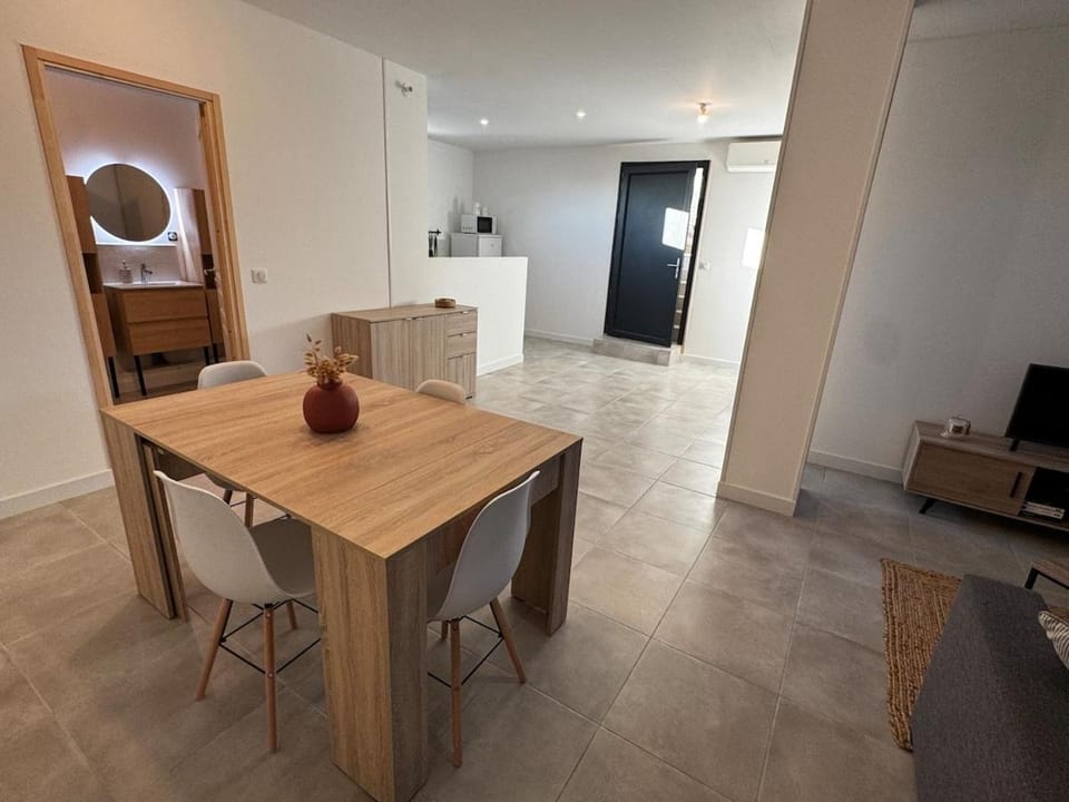 Entre Campagne et Ville Apartment in Narbonne