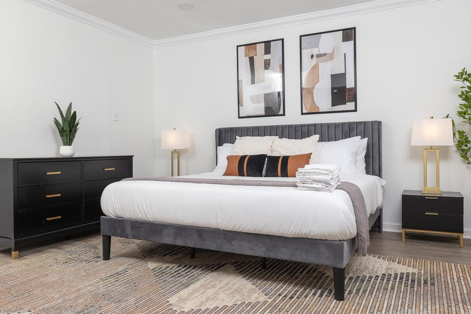 Bed, Bedroom