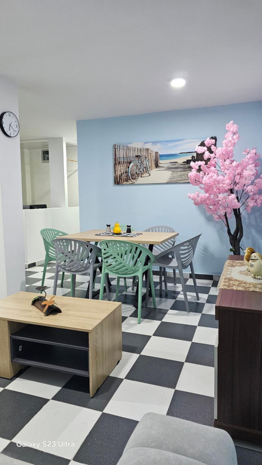 Living room, Seating area, Dining area