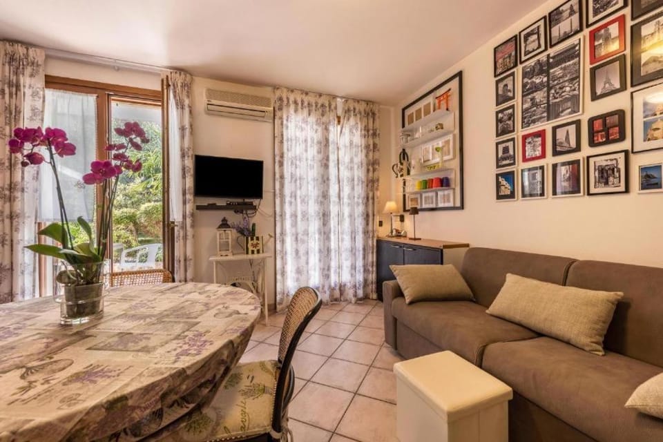 Trento33 Apartment in Lazise