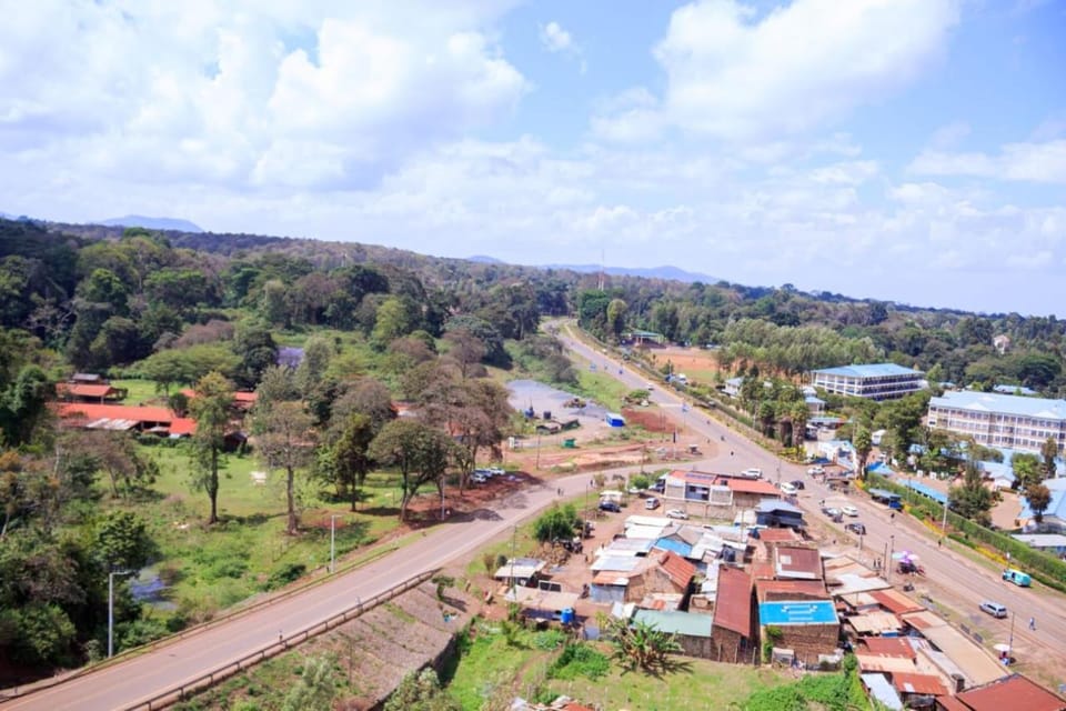 Neighbourhood, Natural landscape, Bird's eye view, Street view, Location
