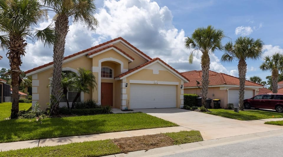 AV340RD 4 Bedroom Charming Villa in Aviana House in Loughman