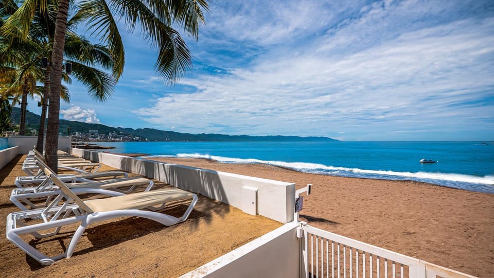 Day, Beach, Sea view, sunbed