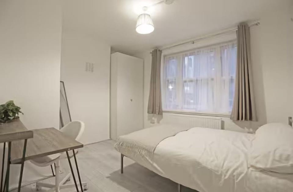 Room Available in Bethnal Green Vacation rental in London Borough of Hackney