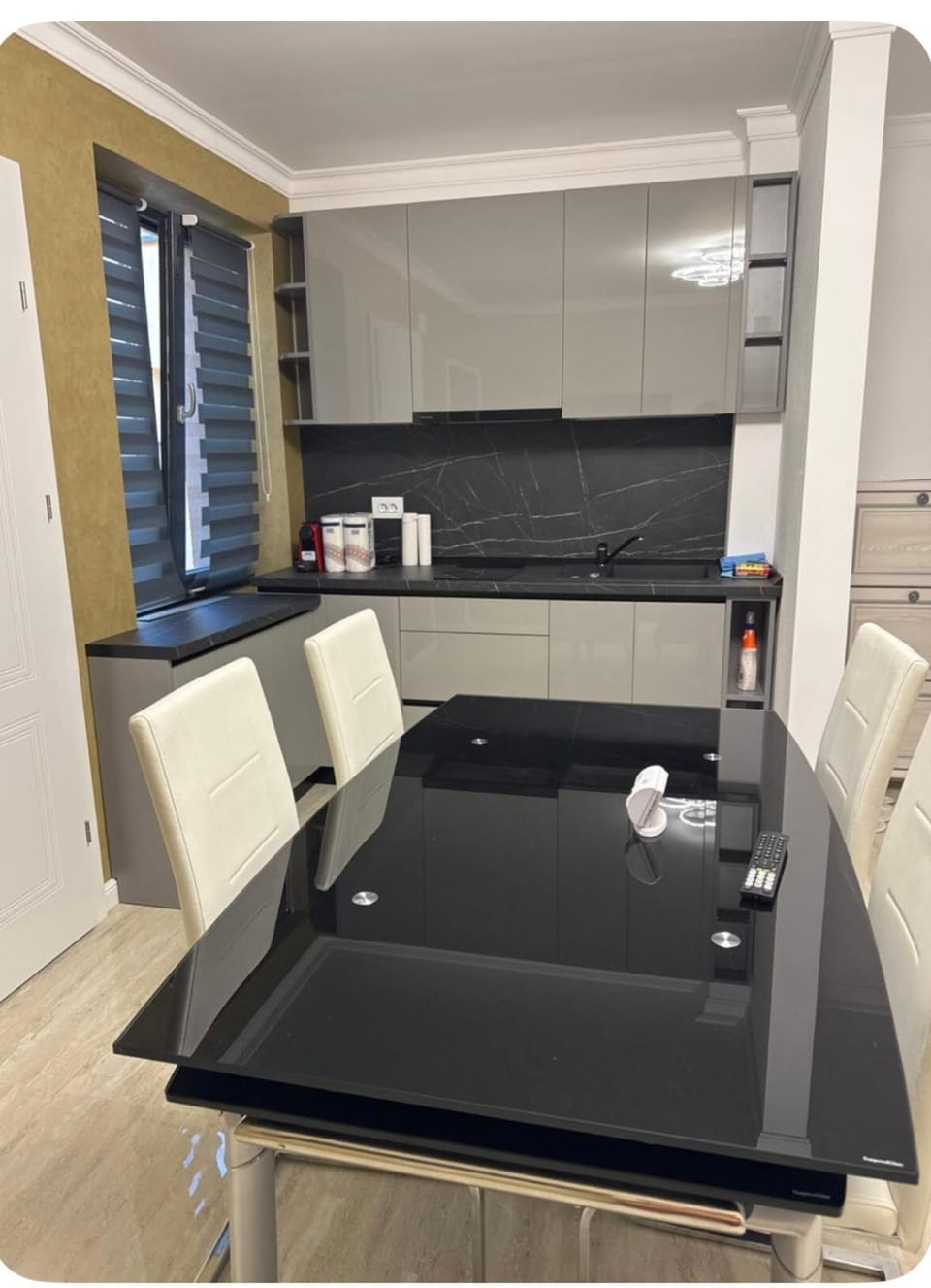 Baile Herculane-Apartament central pentru pretențioși! Apartment in Romania