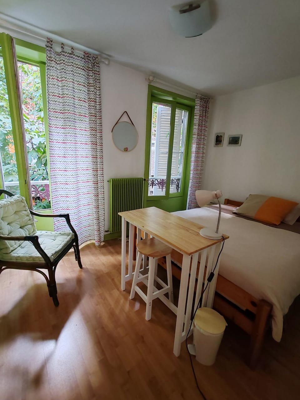 Photo of the whole room