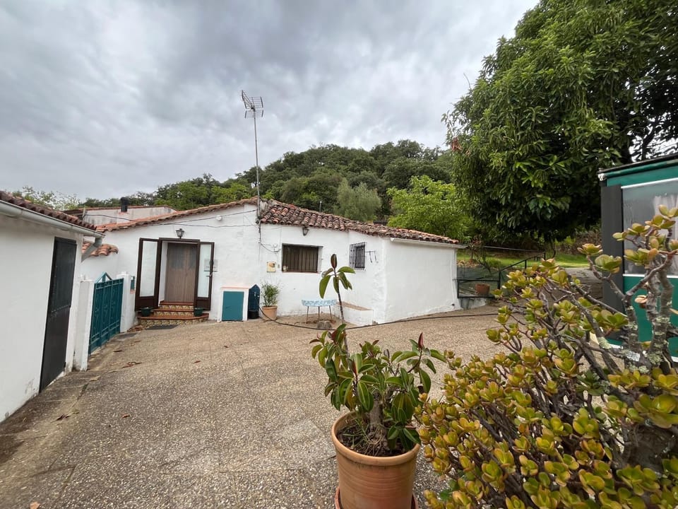 Mimbres 28 House in Sierra de Huelva