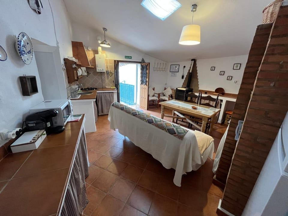 Mimbres 28 House in Sierra de Huelva