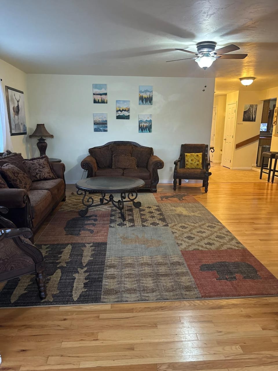 TV and multimedia, Living room, Seating area, fireplace