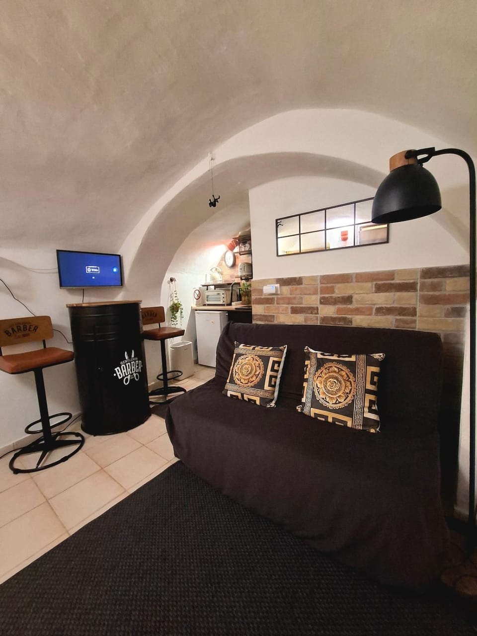 TV and multimedia, Seating area