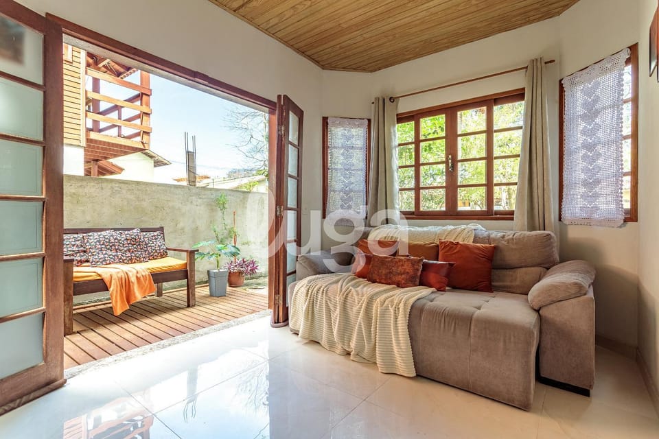 Rio Tavares Retreat – Comfort & Nature House in Florianopolis