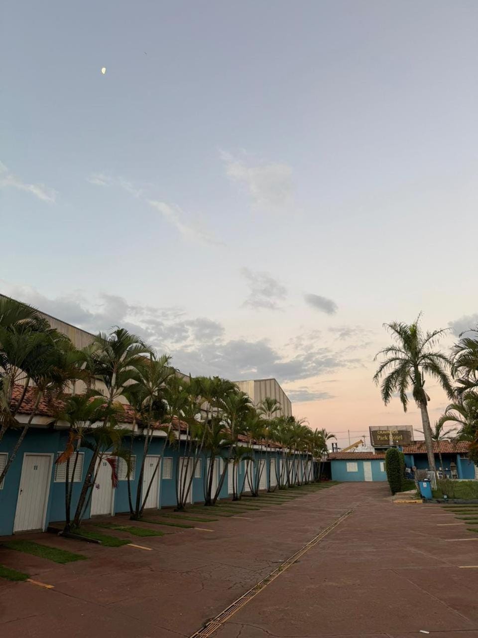 Inner courtyard view, Parking