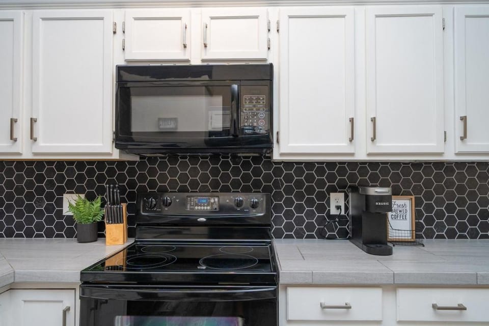 Havasu Oasis with BBQ, Boat Parking & Family Games House in Lake Havasu City