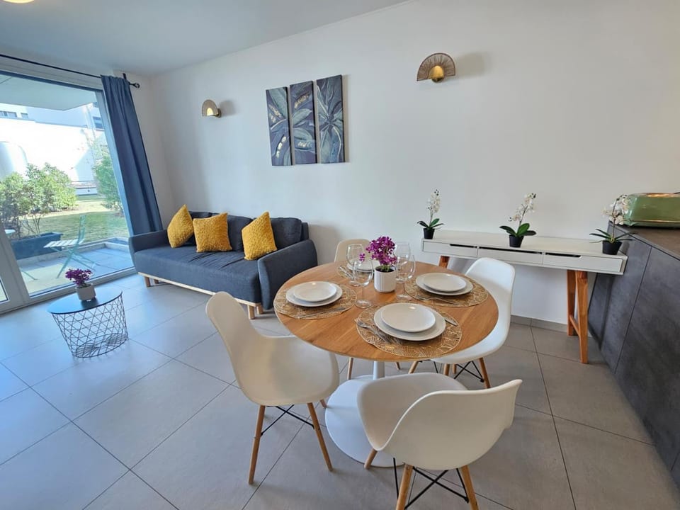 Relaxing 1 BR Flat with terrace and parking Apartment in Luxembourg