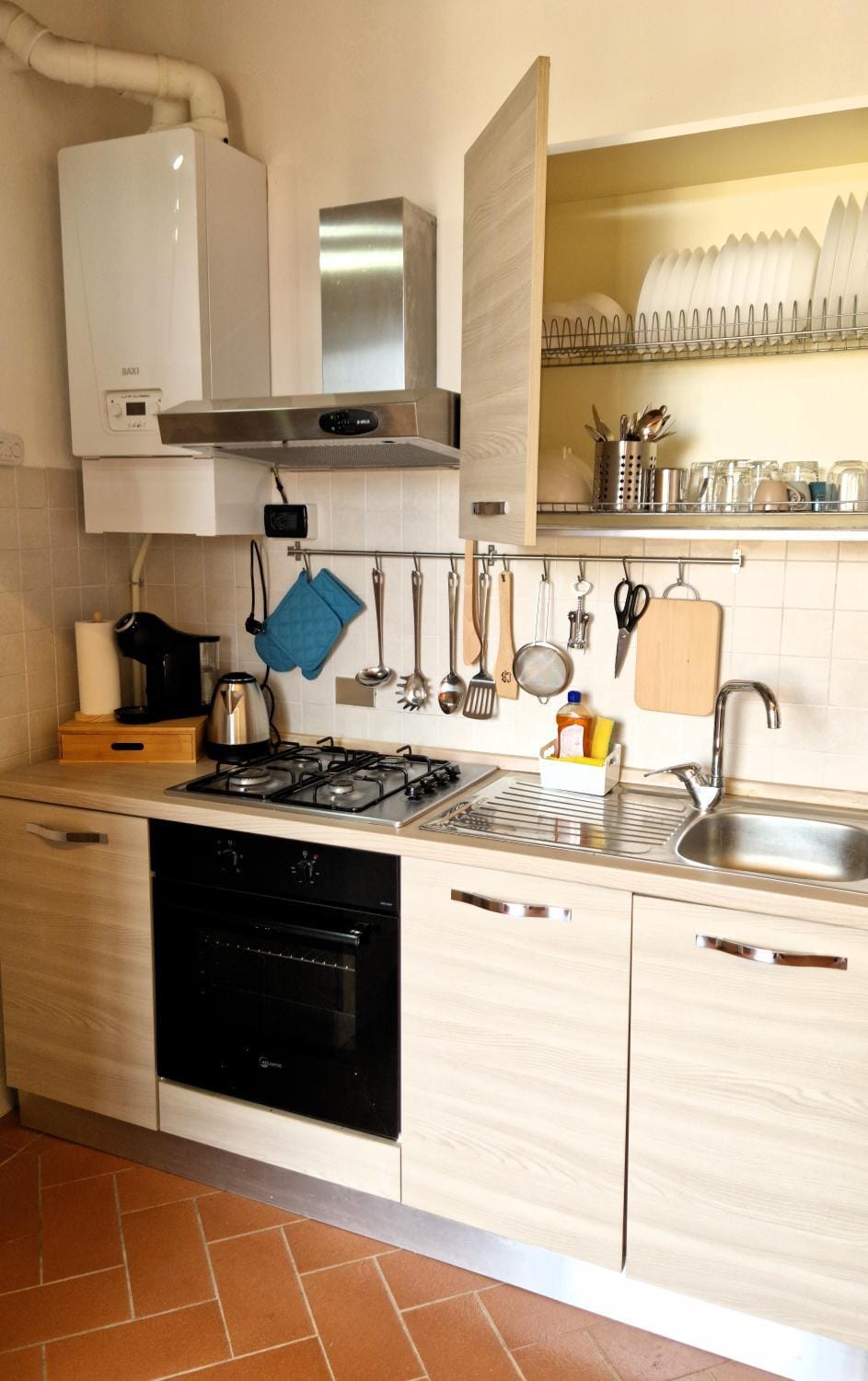 Kitchen or kitchenette