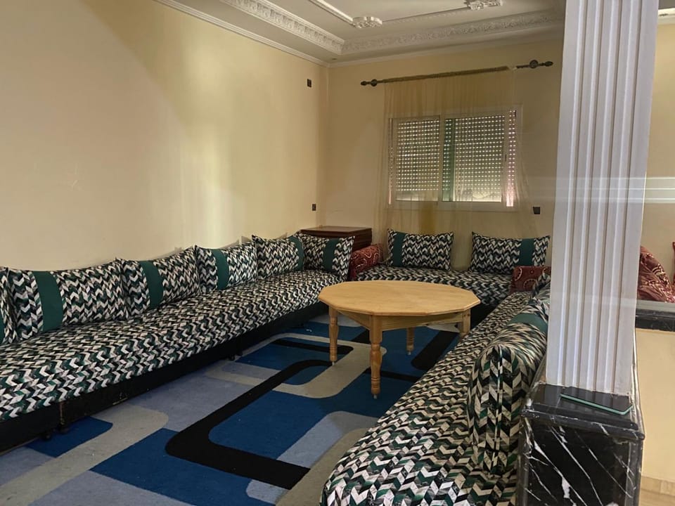 Appartement calme et spacieuse Apartment in Meknes