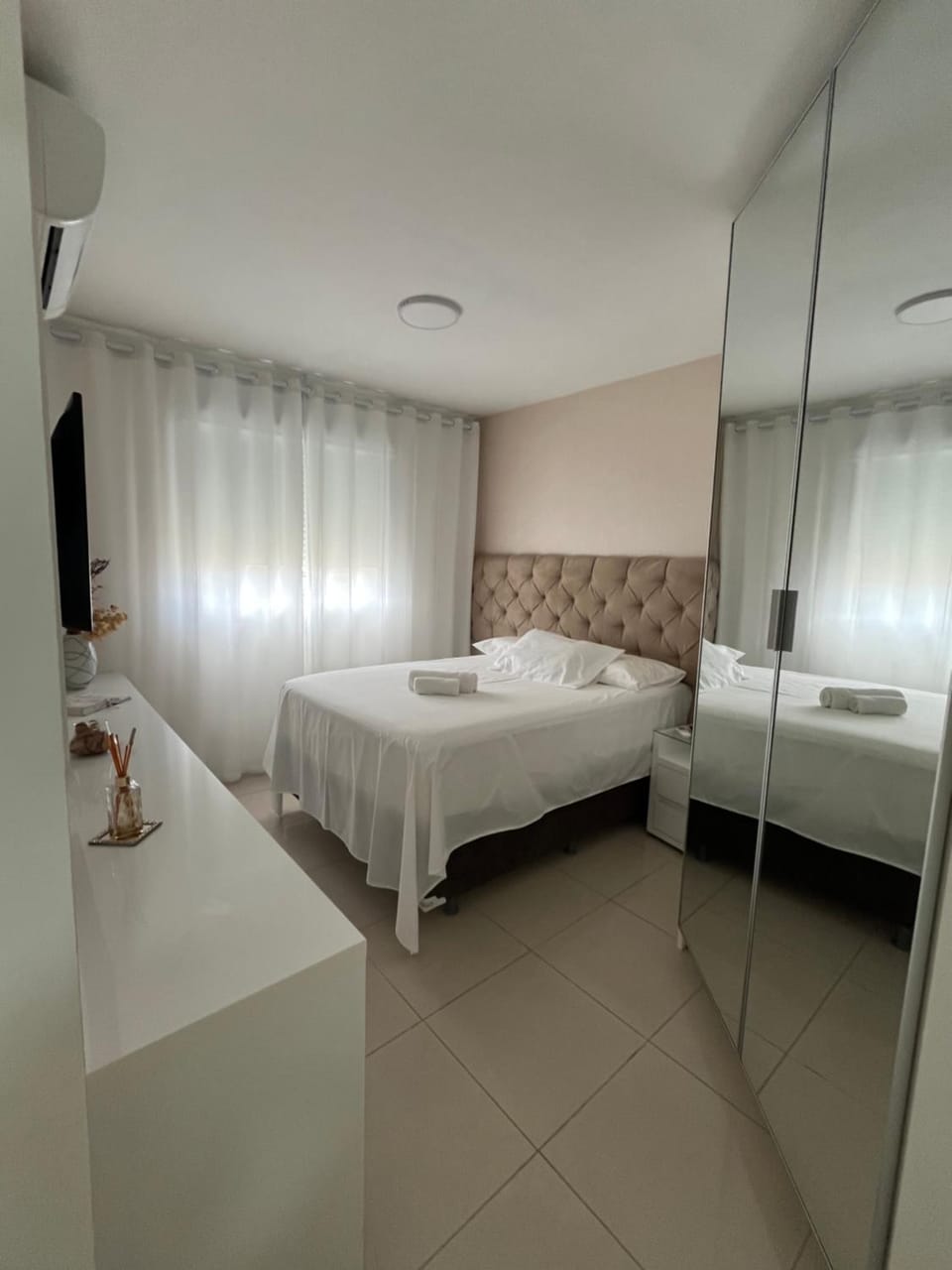 Apartamento suíte com estacionamento Apartment in Porto Alegre