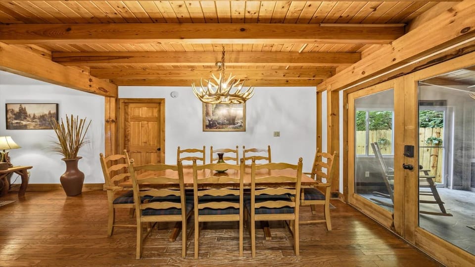 Hillside Hideaway Chalet in Sevierville