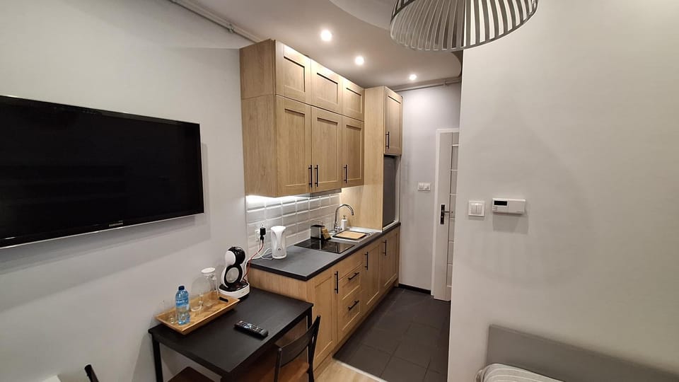 TV and multimedia, Coffee/tea facilities, Kitchen or kitchenette, Dining area, oven, pet friendly, stove