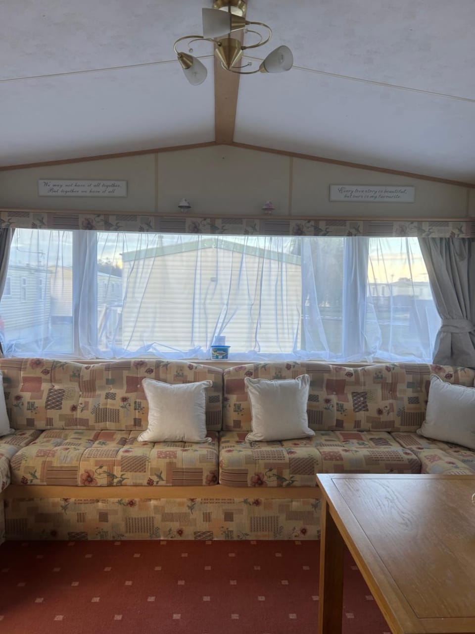 DMJ Caravan 6 Berth The Chase Ingoldmells House in Ingoldmells