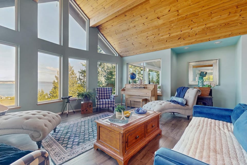 Dream Boat Annie - Entire Home House in Hansville