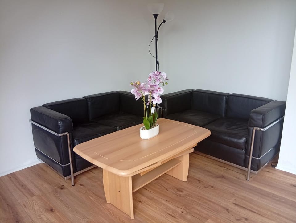 Zentral & ruhige Wohnung mit Balkon & Parkplatz nahe Einkaufen Apartment in North Rhine-Westphalia