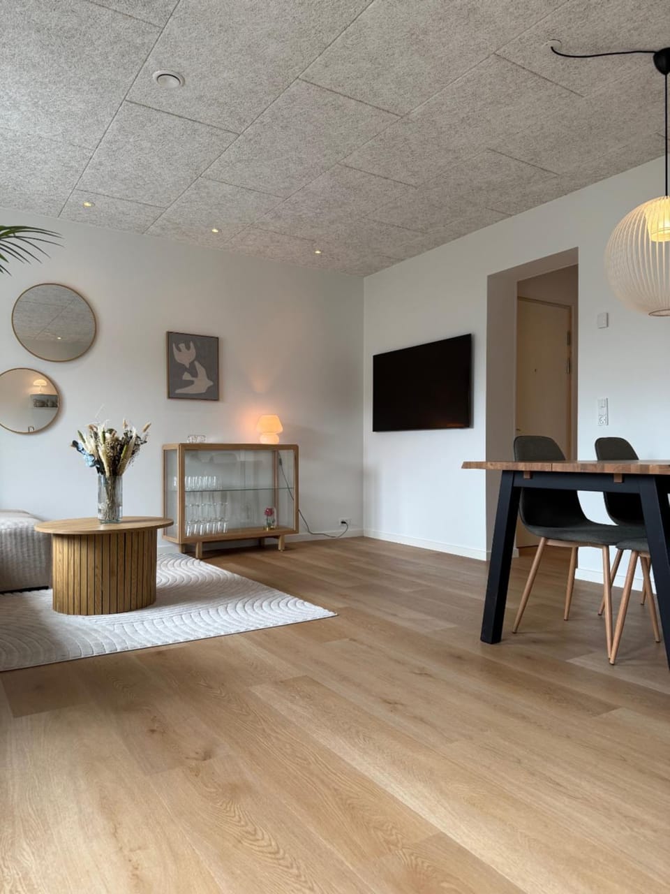 TV and multimedia, Dining area, Evening entertainment