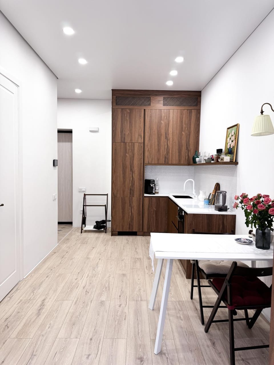 Central Apartment with Mountain View Apartment in Almaty