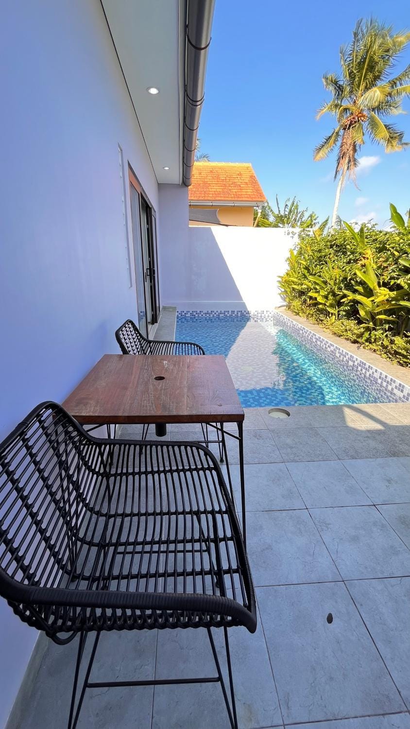 Balcony/Terrace, Pool view, Swimming pool