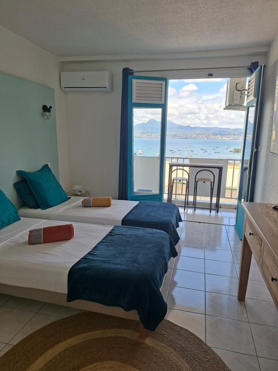 Day, Pool view, Swimming pool, Swimming pool, sunbed