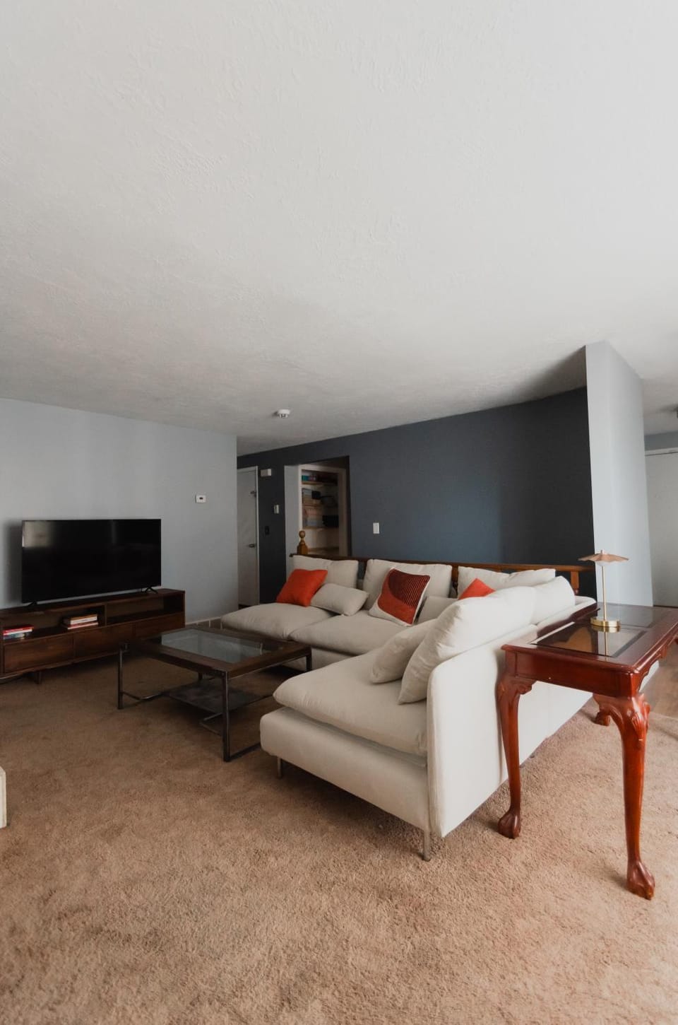 Bright and Peaceful Apt in Midvale Apartment in Midvale