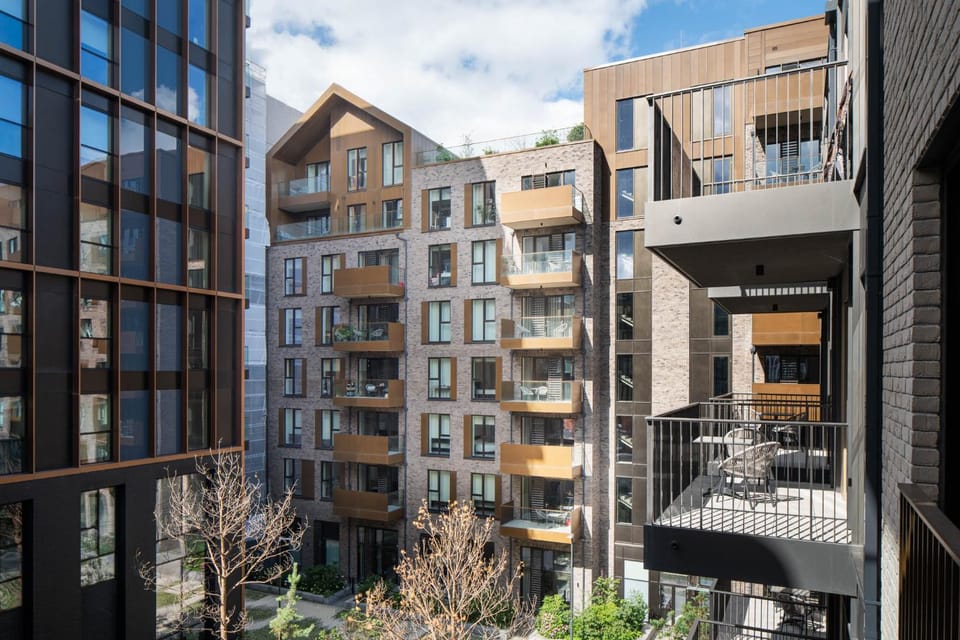 Day, Neighbourhood, Balcony/Terrace