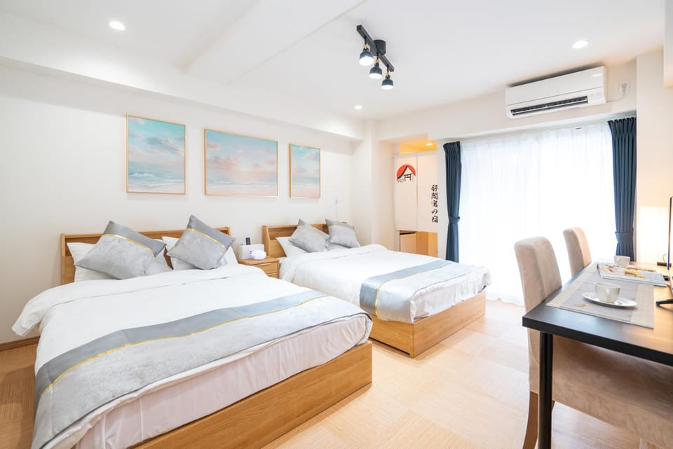 Bed, Photo of the whole room, Bedroom, air conditioner