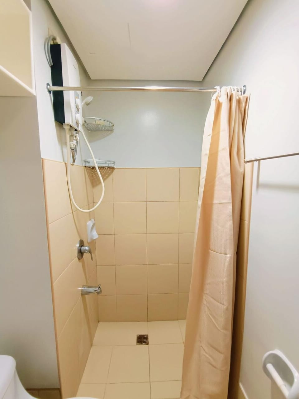 1818T1 Avida Towers Cebu IT Park 400Mbps Internet Apartment in Lapu-Lapu City