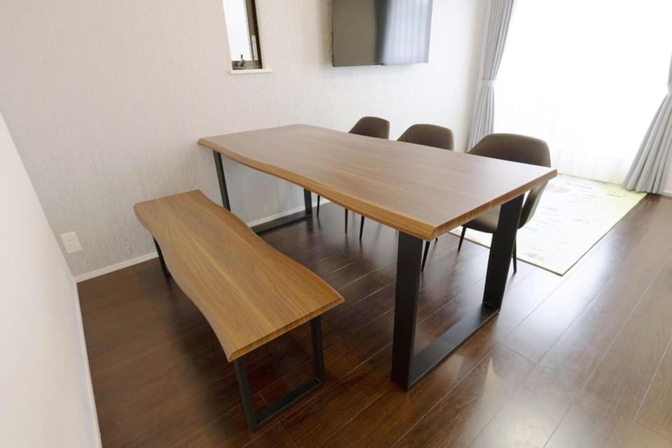 TV and multimedia, Dining area, air conditioner