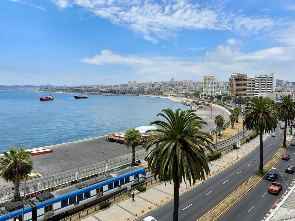 View (from property/room), City view