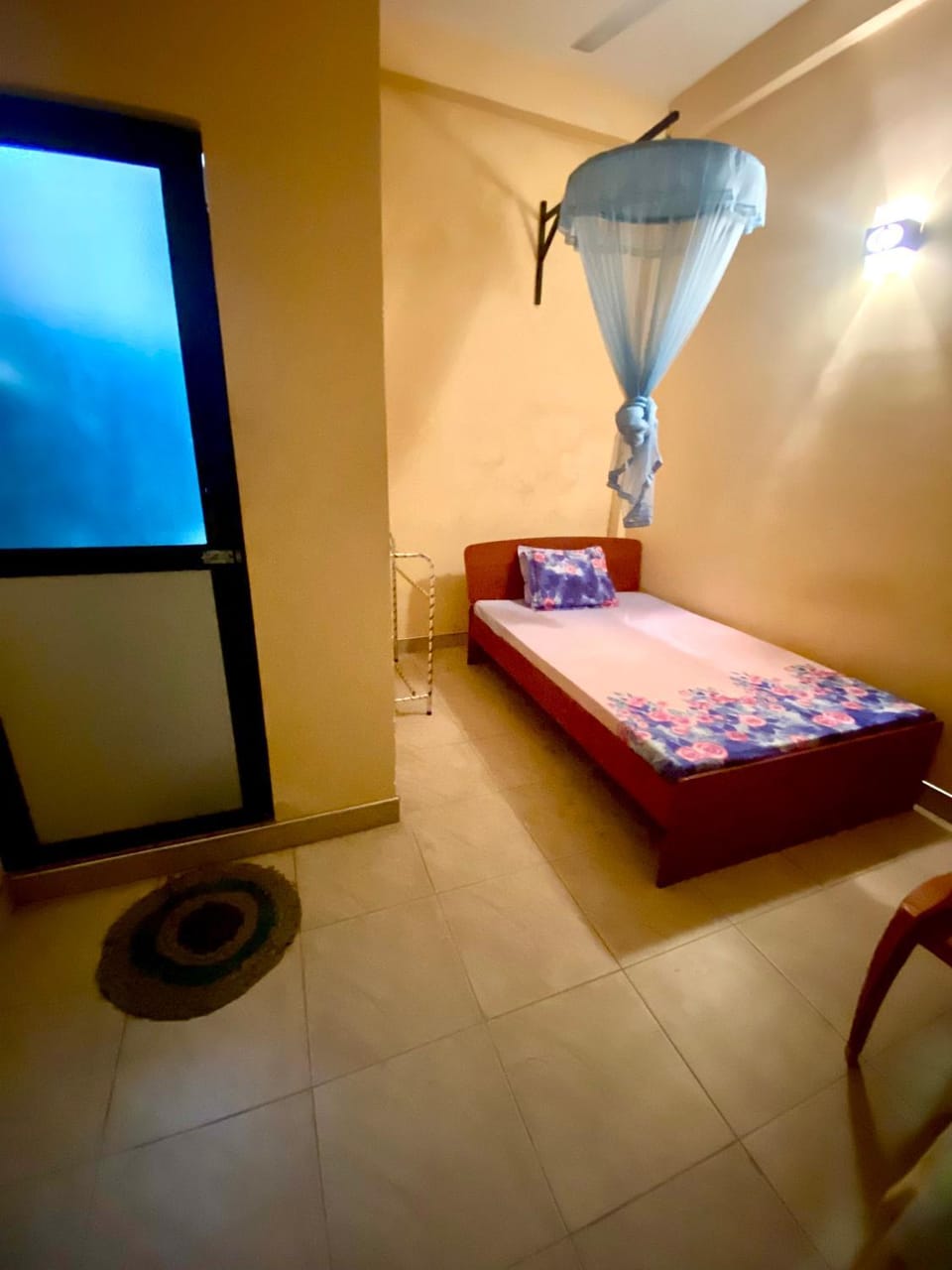Friendly Inn tourist rest Hotel in Sri Lanka