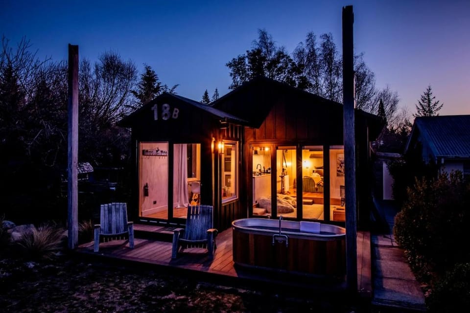 Property building, Night